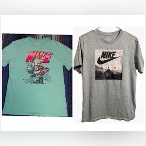 2 Men’s small Nike tee lot.